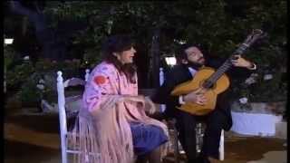 Lole y Manuel interpretan "Río de mi Sevilla" (1990)