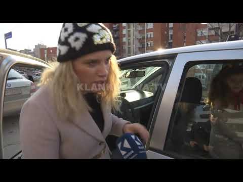 Policët shpërndajnë dhurata - 27.12.2018 - Klan Kosova