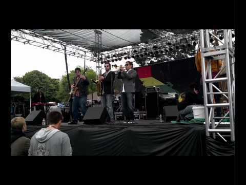 Matt Masih & The Messengers Cali Roots 2 (http://www.facebook.com/mattmasihmusic)