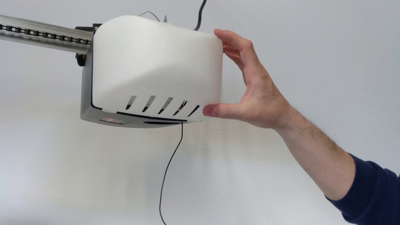 ismartgate Setup Step 2: Installation on a Garage Door