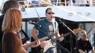 Tommy Castro: Serve Somebody