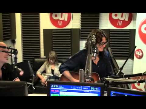 Session acoustique OÜI FM Jo Krasevich - Remember You + Like a Hurricane (reprise - Neil Young).mp4