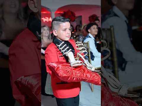 El regalo 🎁 más grande para la Quinceañera #quinceañera #photography  #foryou