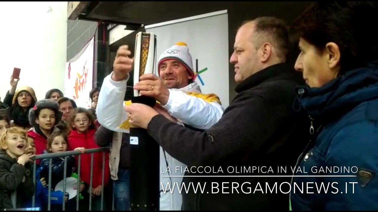 La fiaccola olimpica in Val Gandino