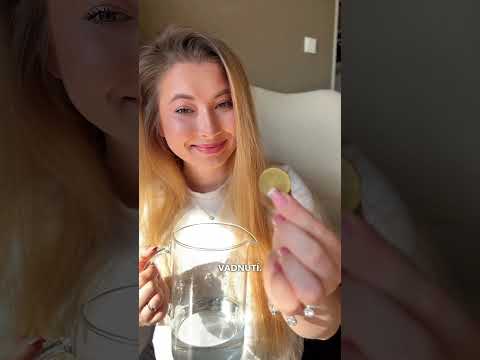 Krásné MDŽ všem ženám. 🤍🫶🏼 Perlivá voda, měděná mince a jedlá soda pomůžou květinám vydržet déle. 🌸✨