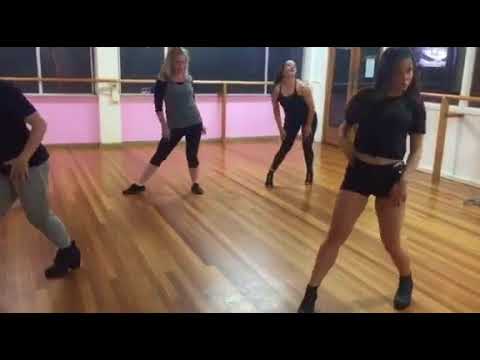 Burlesque with Hayley at Viva Dance