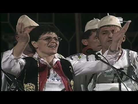 Grupi Jonianet e Sarandes - Kalaja gjemon me kenge (FFK 2002)