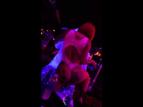download lagu mp3 mp4 Dollhouse Table Dance, download lagu Dollhouse Table Dance gratis, unduh video klip Dollhouse Table Dance