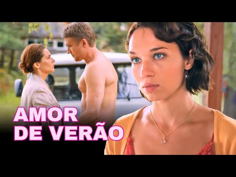 Ela Retorna à Cidade Natal e DESCOBRE o Amor da Sua Vida! | AMOR DE VERÃO | ROMANCE