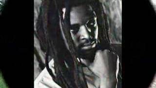 Lucky Dube living in a crazy world Video