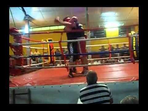 PELEA DEL GRINGO MANA X EL TITULO EN MARCOS JUARES