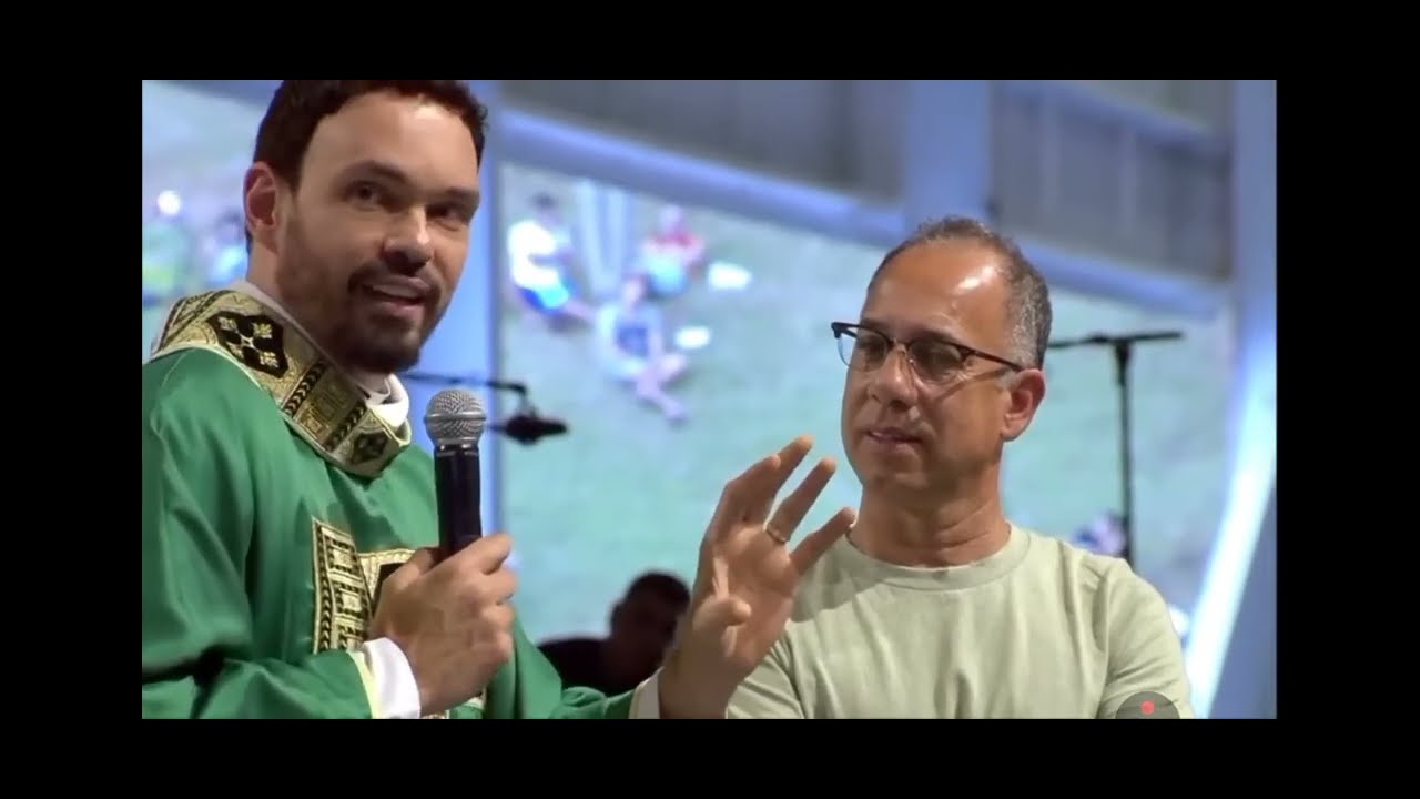 Testemunho - Padre Adriano Zandoná - PHN Canção Nova 2018.