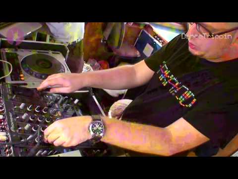 Defex & Radial M - Bemoe Nabeh [played by Defex & Milou]