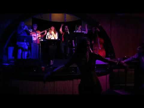Anna Nika performance to Lil Mishka band @ ElectroSwing Club party