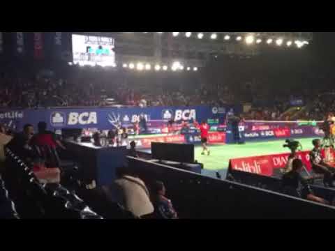 BEST BADMINTON FANS IN THE WORLD - IN DO NE SIA
