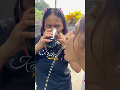 Como le sale el agua 💦 🙄