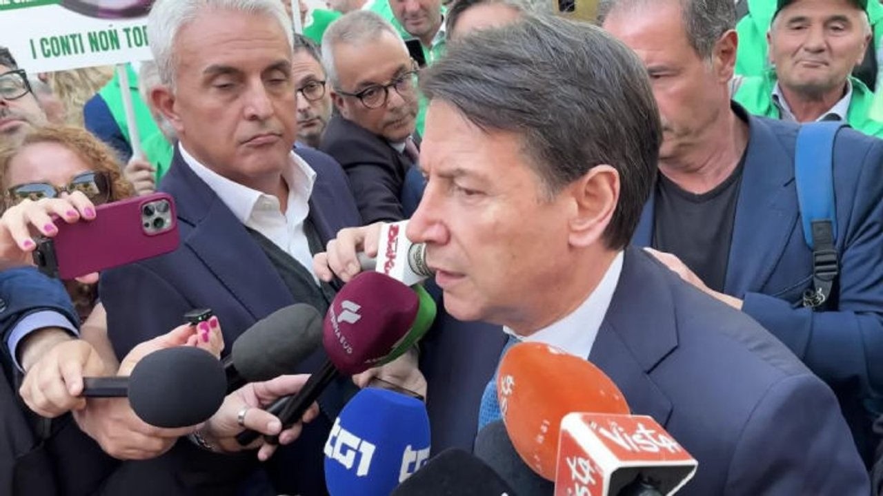 Conte su carovita: Meloni confeziona video patinati ma lontana dalla realtà. Riferisca in Parlamento
