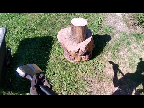 štípání dřeva ženou