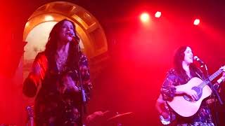 The Watson Twins - Devil in You - Live at the Lodge Room in Los Angeles, CA on 1-25-23
