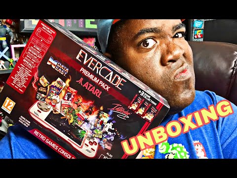 Evercade - Premium Boxed Handheld - Unboxing