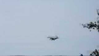 preview picture of video 'Landing of brand new Polish F-16D #4083'