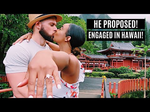 He Proposed! Getting Engaged in Hawaii: Oahu Vegan Vlog IV
