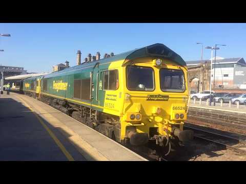 Freightliner 66524 tows 66519 on a Hope Earles Sidings fhh to Leeds Balm Road Loco (FHH)