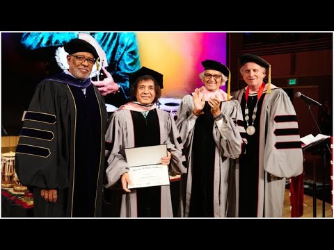 Ustad Zakir Hussain - Berklee Honorary Doctorate Ceremony