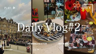 【Manchester Vlog🇬🇧🐝】ホームステイ終了してフラットでの生活スタート | リアムの追悼式,ステーキ,カフェ🥩🍰