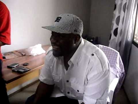 Cobhams Seyi Sodimu & Emmanuel Babayaro with the CAMP crew