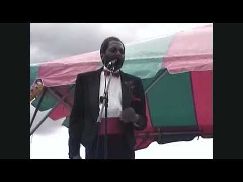 Norman Wright of the Del Vikings: "Come Go With Me" - Live - 1998