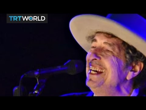 Bob Dylan finally collects his Nobel prize for literature