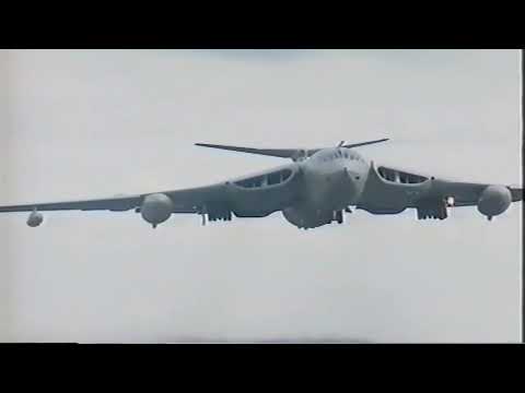 V- Force Britain's Nuclear Bombers Vulcan, Valiant & Victor RAF History.
