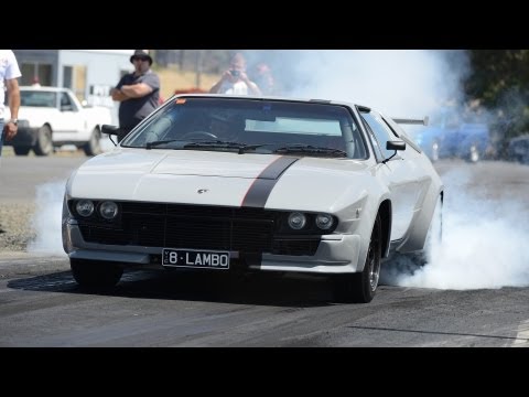 Lamborghini Jalpa runs into the 10s