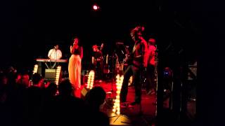 Phox - Shrinking Violets