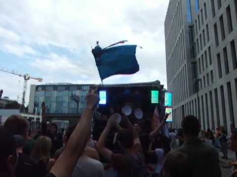 Fuckparade Berlin 2012 wants Free Riot Pussy !!