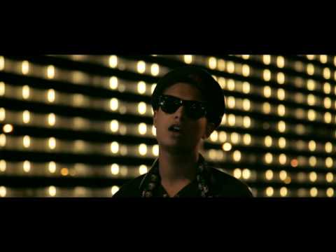 Yellow Claw - Nooit Meer Slapen Ft. Ronnie Flex, MocroManiac & Jebroer