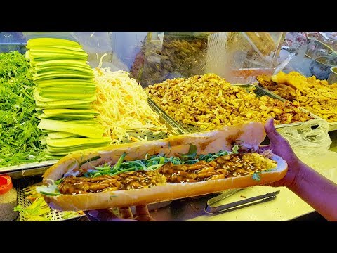 Choáng váng ổ bánh mì heo quay 40k dài nhất Sài Gòn | street food saigon