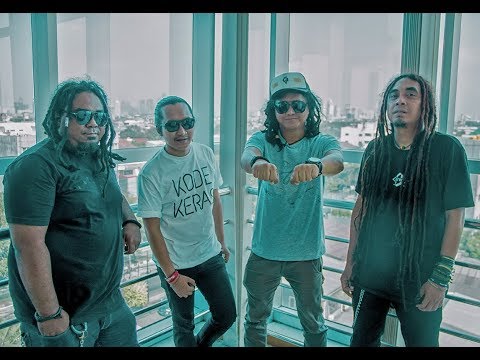 STEVEN JAM FT. JOE MELLOW MOOD - TERSERAH (Live Acoustic at HAI)