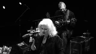 FIVE YEARS (DAVID BOWIE COVER) cowboy junkies live@Paard 19-11-2018