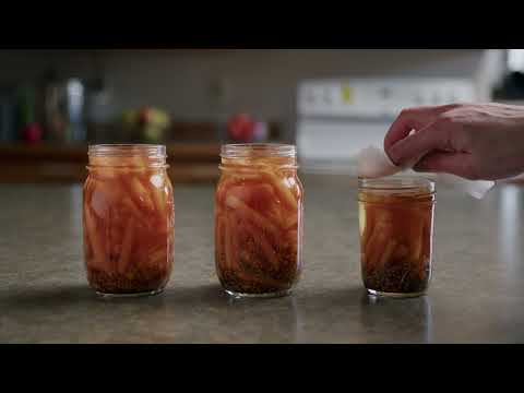 Freeing Air Bubbles When Home Canning