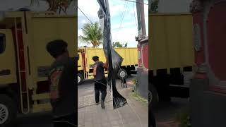 Download lagu LAYANGAN COTEK BLOLONG PATAH SAAT DI UDARA 🤣‼️ #layangan #bali mp3 Download lagu LAYANGAN COTEK BLOLONG PATAH SAAT DI UDARA 🤣‼️ #layangan #bali mp3