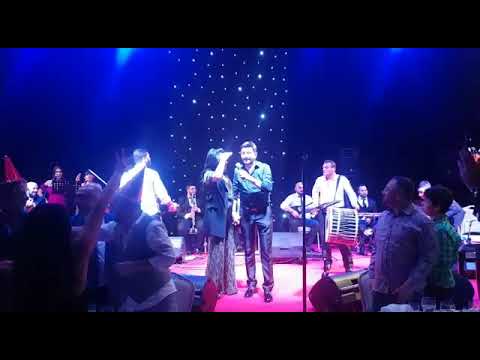 Ferman Toprak Eşiyle 2018'e Geri Sayıyor