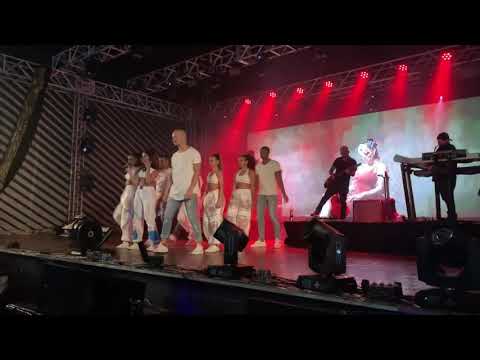 ANITTA - não perco meu tempo AO VIVO ATLANTIC HALL ( por central Anitta)