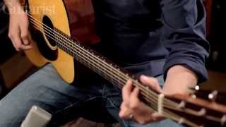 Video thumbnail for Martin 000-18E Retro acoustic guitar review demo by Guitarist