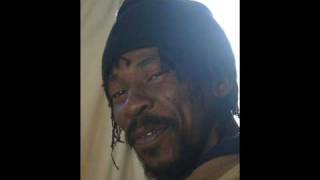 Singer Blue - If A No Jah