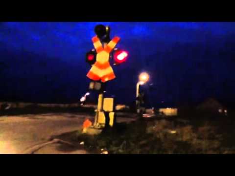 Rail crossing oradea night (Pisti)