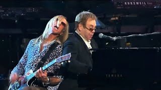 Elton John live 4K - Saturday Night&#39;s Alright (For Fighting) (Elton 60 - Live at MSG) | 2007