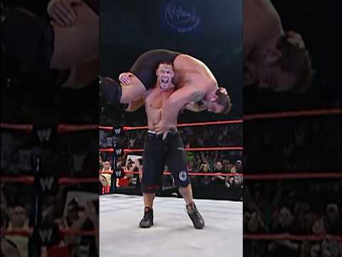 John Cena lifts 500 pounds with EASE 😯