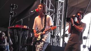 Jagwar Ma  The Throw live Coachella 2014